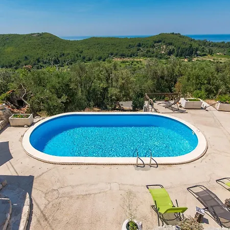 Hébergement de vacances House Stone *