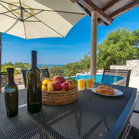 Hébergement de vacances House Stone